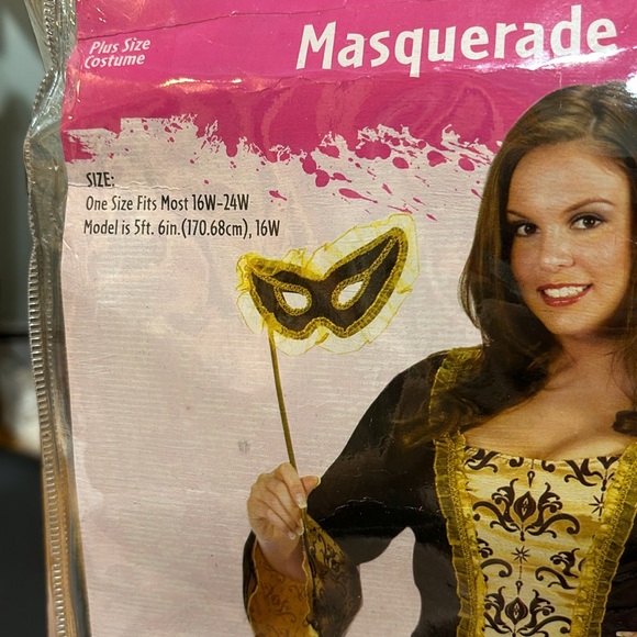 Other - Gorgeous Plus Sized Masquerade Queen Halloween Costume with Mask